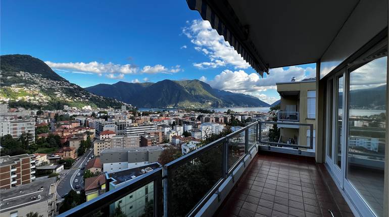 Rif. 2624 Lugano 3.5 loclai in locazione con vista lago 