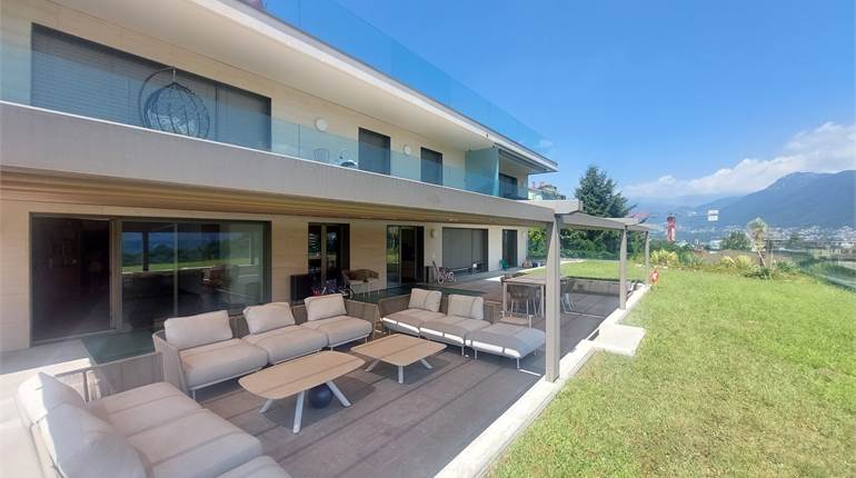 Lugano – Esclusivo 6.5 loc. con giardino e vista