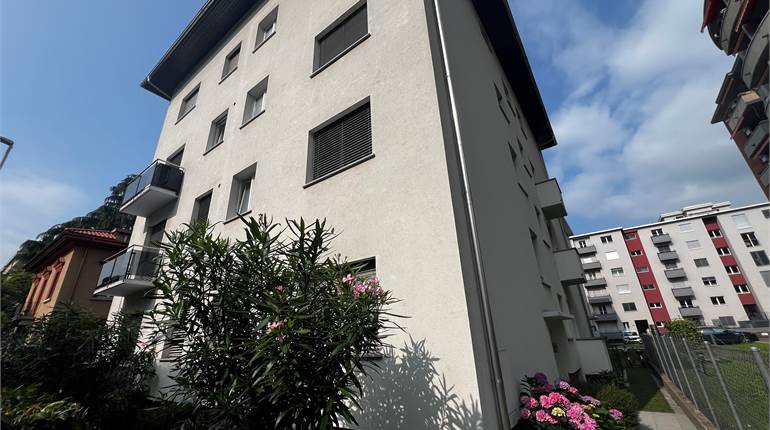 Rif. 2538 Cassarate ampio 6.5 locali con terrazza