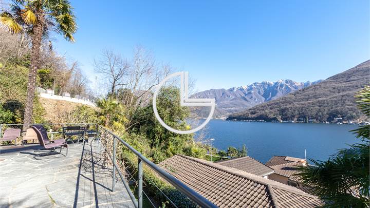 Vico Morcote - 2.5 locali ristrutturato con terrazza panoramica e giardino