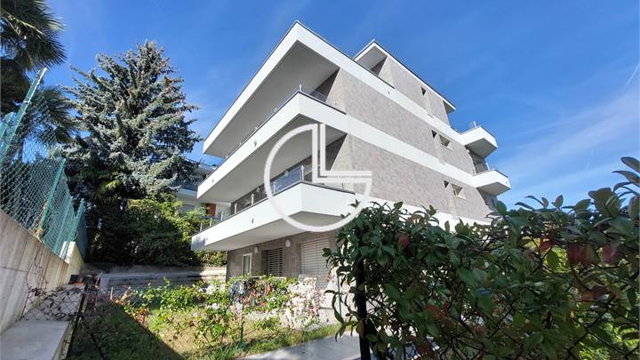 Rif.2680_Gentilino, Attico duplex 3.5 loc. ristrutturato con ampie terrazze