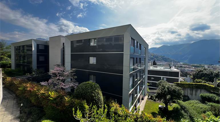 Rif. 2687 Lugano ampio 5.5 locali con terrazze e vista lago